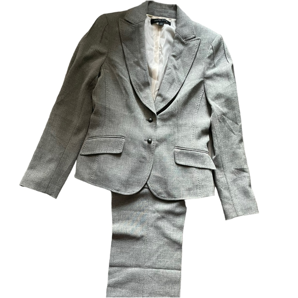 Ladies Pants suit in Brownish Tan